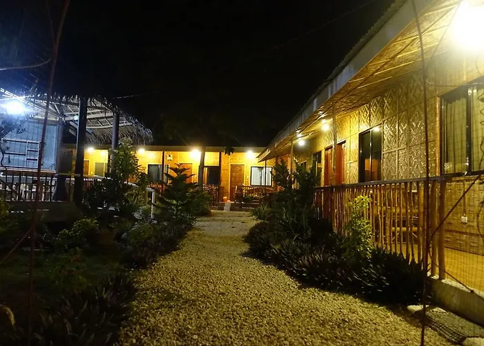 New Village Inn Oslob