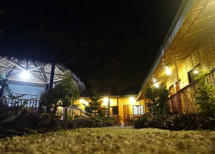 New Village 2* Oslob