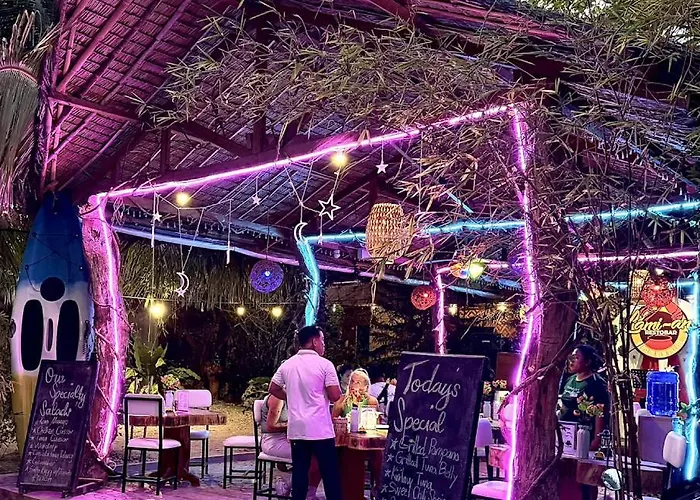 New Village Inn Oslob