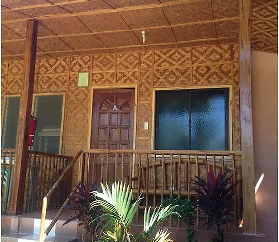 Inn New Village 2*